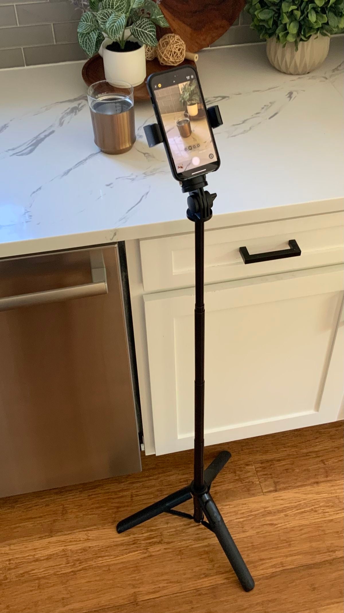 TRÍPODE SELFIE STICK BLUETOOTH 1.5M

⭐⭐⭐⭐⭐